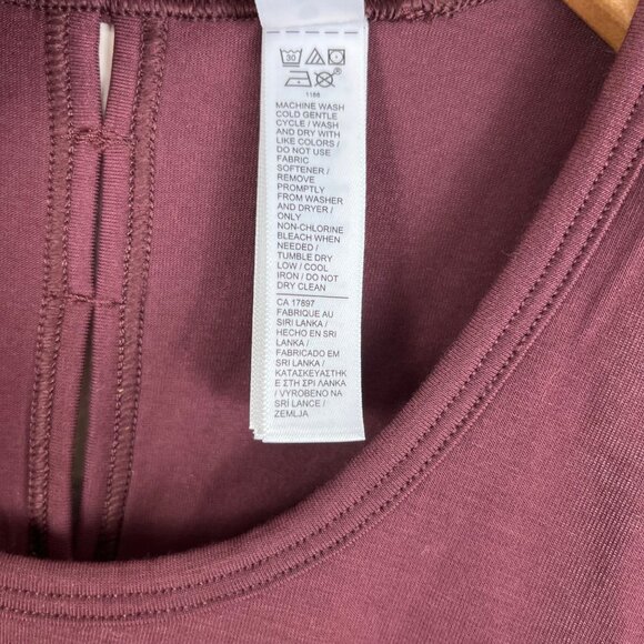 Athleta Athletic Scoop Neck Open Tie Back Tank Top Maroon Women’s Size S - Picture 9 of 9
